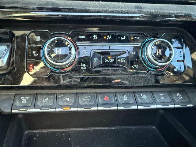 Used 2026 GMC Sierra 2500 AT4X w/ AT4X AEV Edition AWD/4WD image 18