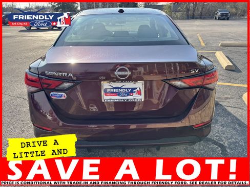 Used 2024 Nissan Sentra SV image 4