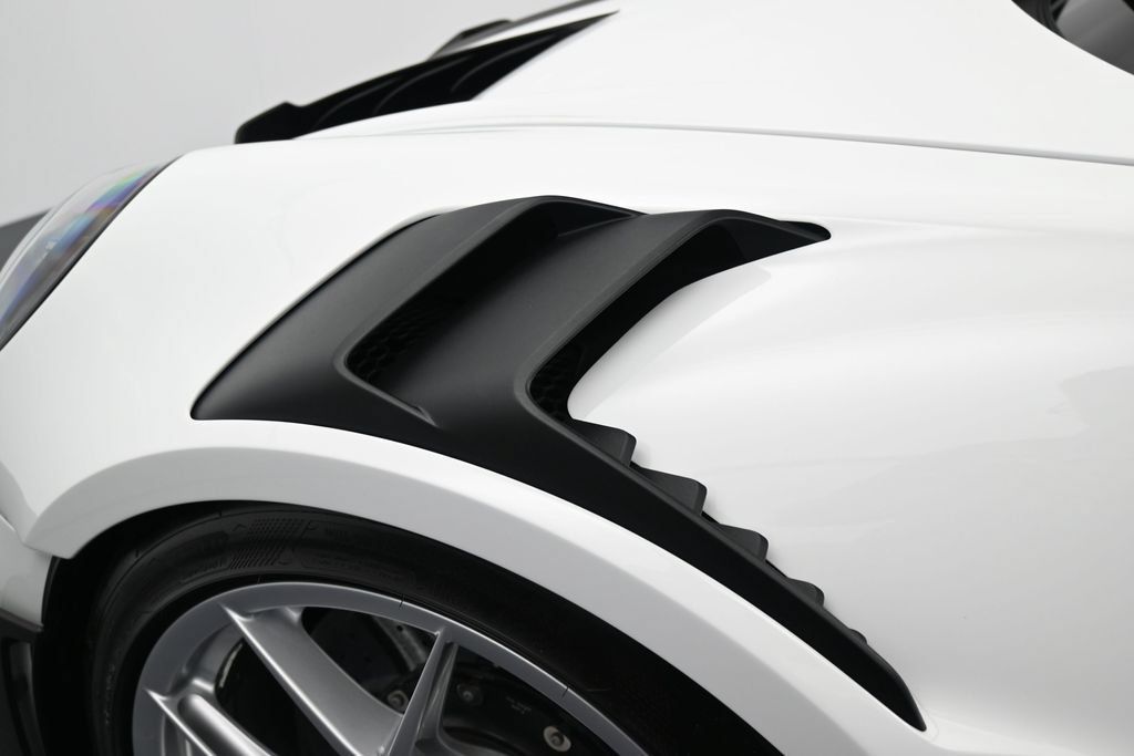 Certified 2025 Porsche 911 GT3 RS RWD image 43