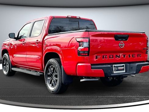 Used 2026 Nissan Frontier SV w/ All-Weather Content Package image 4