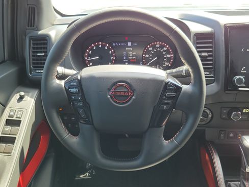 Used 2023 Nissan Frontier PRO-4X w/ Pro-4X Premium Package AWD/4WD image 24