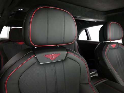 Used 2021 Bentley Flying Spur V8 image 14