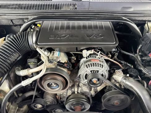 Used 2010 Jeep Grand Cherokee Laredo AWD/4WD image 36
