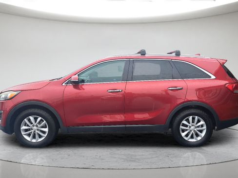 Used 2018 Kia Sorento FWD image 6