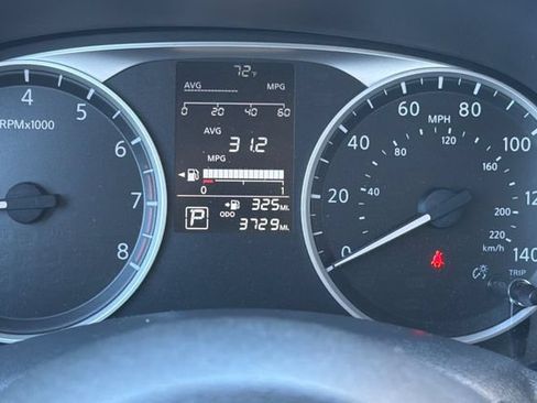 Certified 2025 Nissan Kicks Play S FWD image 30