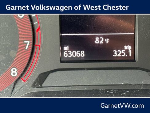 Used 2021 Volkswagen Jetta SE w/ SE Cold Weather Package FWD image 13