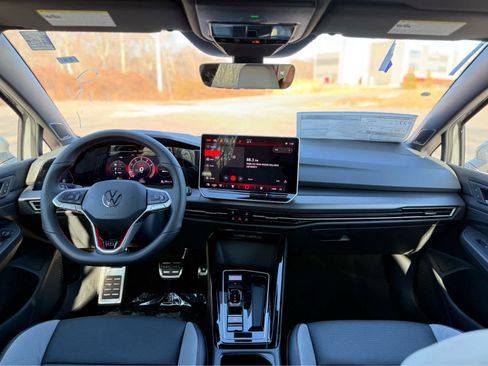 New 2026 Volkswagen GTI SE FWD image 15
