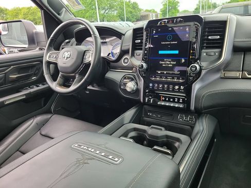 Used 2019 RAM 1500 Limited AWD/4WD image 13