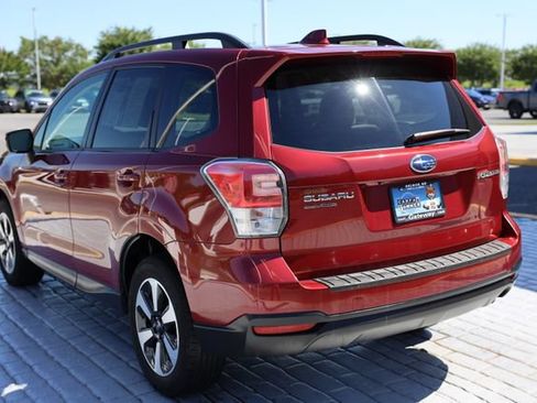 Used 2018 Subaru Forester 2.5i Premium w/ All-Weather Package AWD/4WD image 3