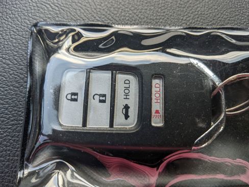Used 2019 Honda Accord Sport image 35