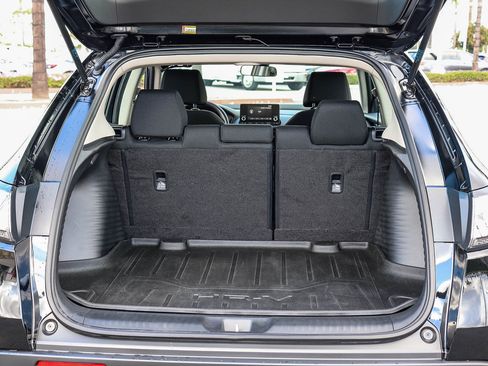 Certified 2024 Honda HR-V LX image 30