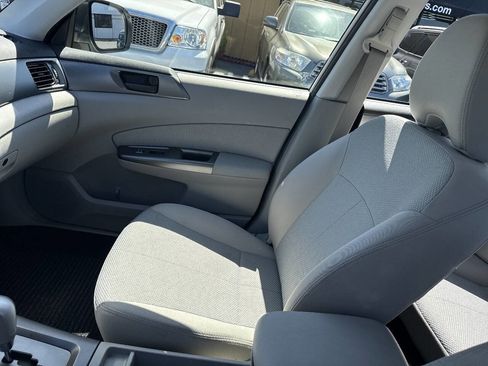 Used 2013 Subaru Forester 2.5X w/ Popular Pkg 3 AWD/4WD image 15