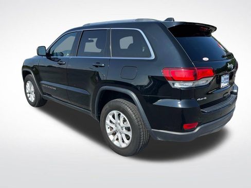 Used 2021 Jeep Grand Cherokee Laredo image 6