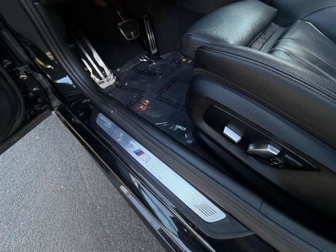 Used 2017 BMW 540i RWD image 45