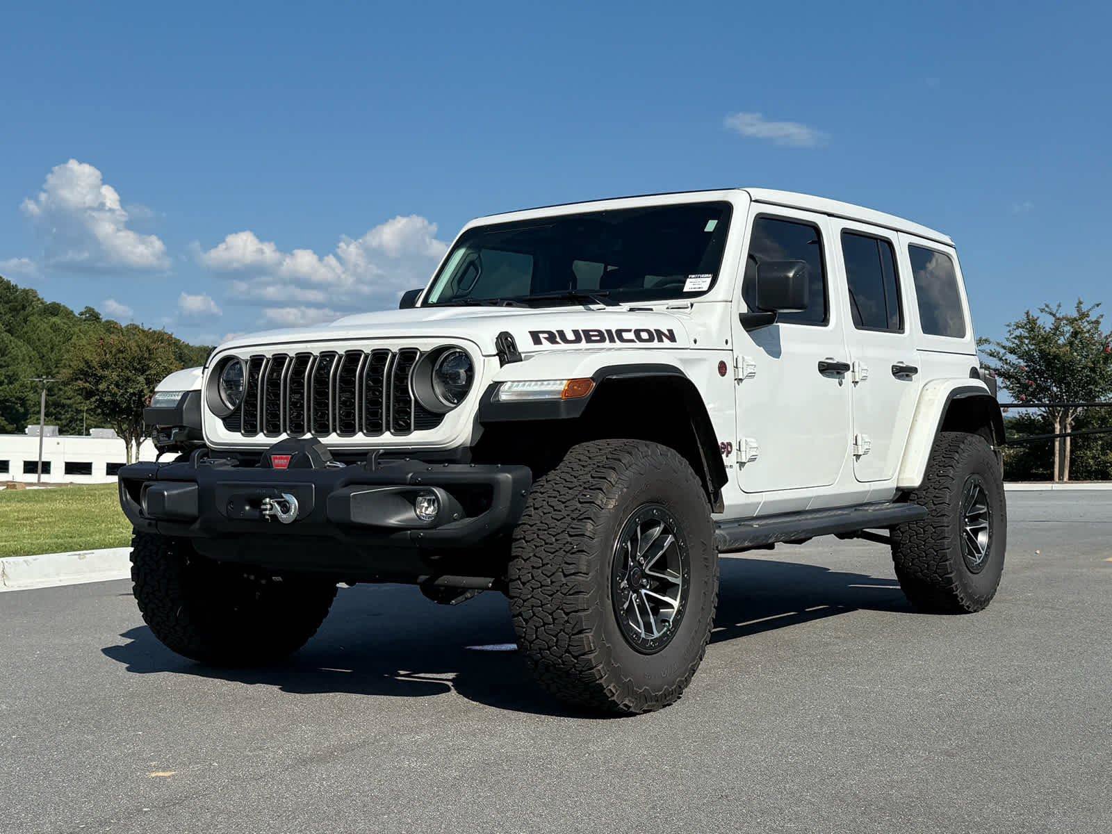Used 2025 Jeep Wrangler Unlimited Rubicon AWD/4WD image 1