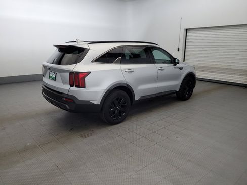 Used 2021 Kia Sorento S w/ Panoramic Sunroof Package AWD/4WD image 10