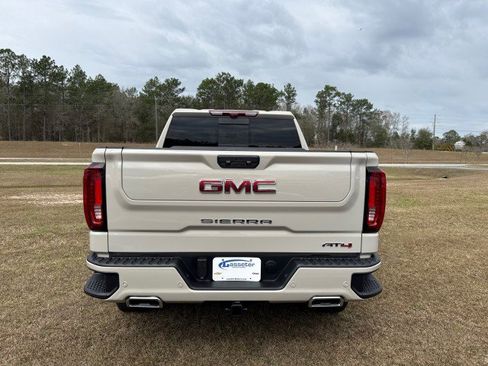 New 2026 GMC Sierra 1500 AT4 w/ AT4 Premium Package image 4
