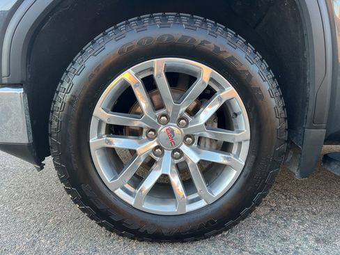 Used 2021 GMC Sierra 1500 SLT w/ SLT Premium Package image 11