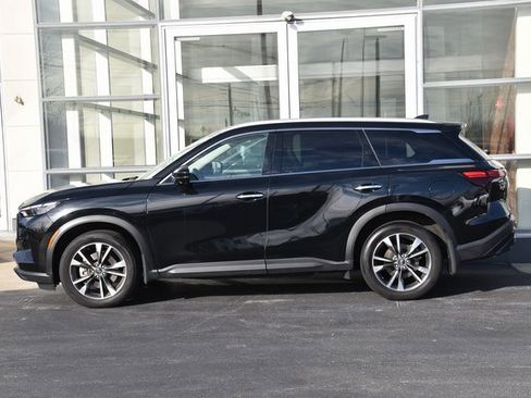 Certified 2025 INFINITI QX60 Luxe image 9