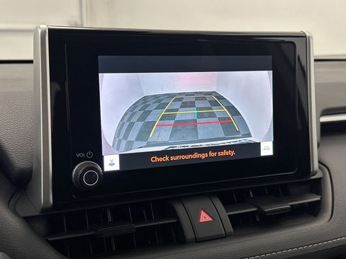 Used 2024 Toyota RAV4 XLE image 27
