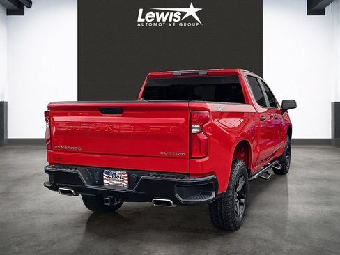 Used 2020 Chevrolet Silverado 1500 Custom Trail Boss w/ Custom Convenience Package AWD/4WD image 4