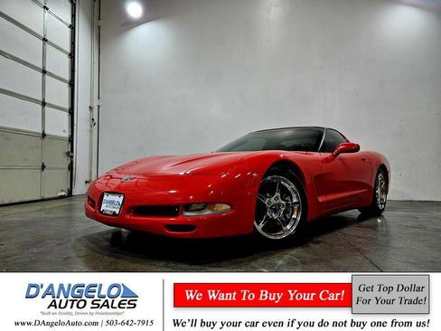 Used 2003 Chevrolet Corvette Coupe w/ Preferred Equipment Group image 33