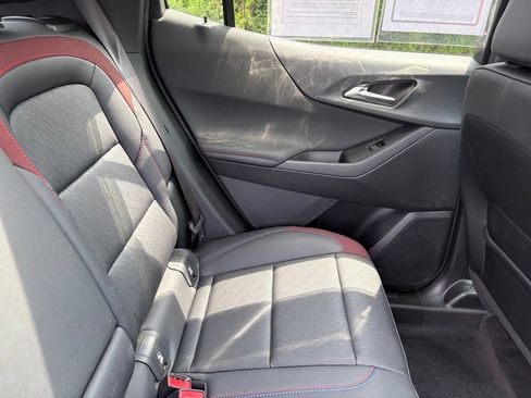 Used 2025 Chevrolet Equinox RS w/ Safety and Technology Package AWD/4WD image 48