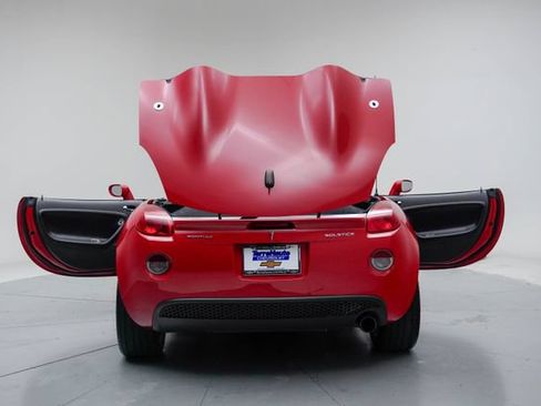 Used 2008 Pontiac Solstice Convertible w/ Premium Package RWD image 20