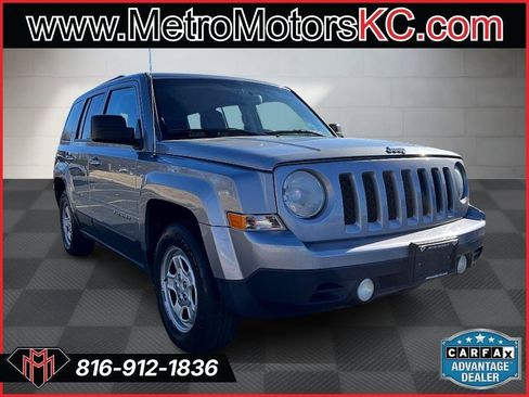 Used 2014 Jeep Patriot Sport w/ Power Value Group FWD image 8