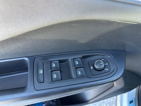 New 2026 Volkswagen Taos SE AWD/4WD image 14