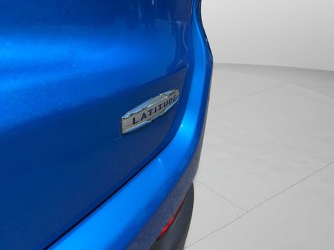 Used 2020 Jeep Compass Latitude FWD image 25