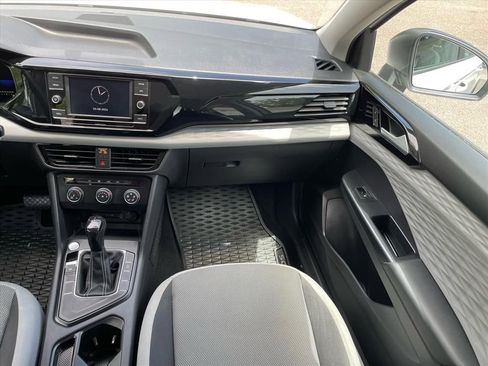 Used 2022 Volkswagen Taos S FWD image 7