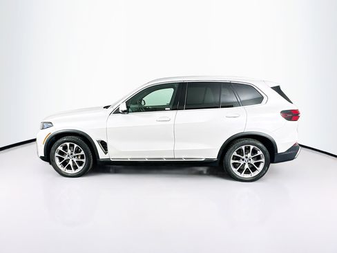Used 2024 BMW X5 sDrive40i image 4
