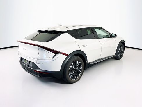 Used 2024 Kia EV6 Light RWD image 9