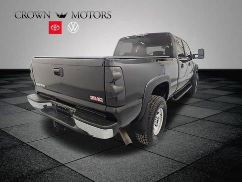 Used 2004 GMC Sierra 2500 SLT w/ Heavy-Duty Power Package image 6