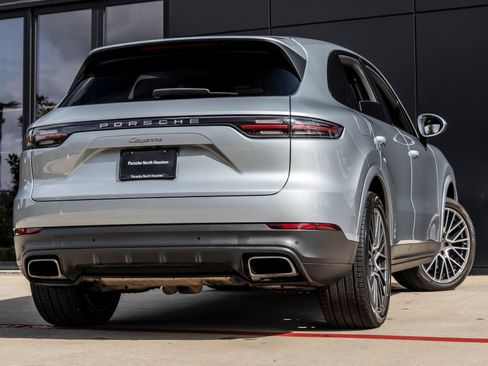 Certified 2021 Porsche Cayenne AWD/4WD image 11