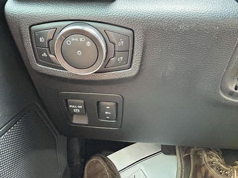 Used 2019 Ford F150 XLT w/ Equipment Group 301A Mid AWD/4WD image 27
