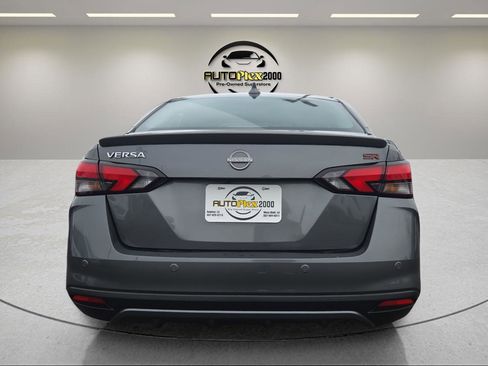 Used 2023 Nissan Versa SR w/ Trunk Package image 6
