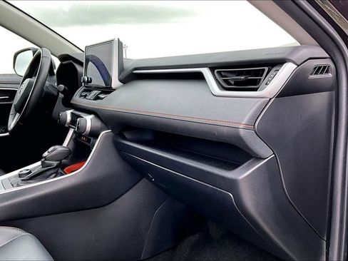 Used 2024 Toyota RAV4 Adventure image 14