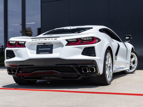Used 2021 Chevrolet Corvette Stingray Preferred Cpe w/ 2LT RWD image 8