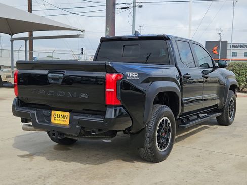 Used 2024 Toyota Tacoma TRD Off-Road w/ TRD Off Road Upgrade Package AWD/4WD image 3