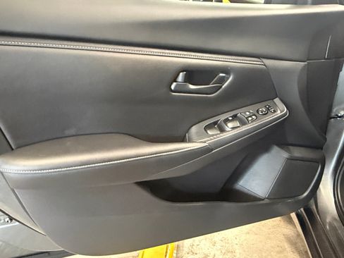 Used 2025 Nissan Sentra S w/ Lighting Package FWD image 26