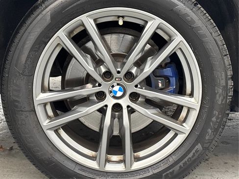 Used 2019 BMW X4 M40i w/ Executive Package image 32