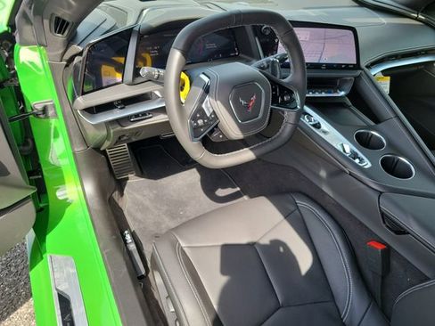 New 2026 Chevrolet Corvette Stingray Coupe w/ Z51 Performance Package RWD image 18