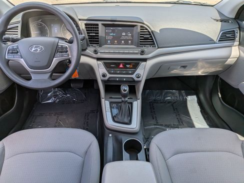 Used 2018 Hyundai Elantra SEL FWD image 15