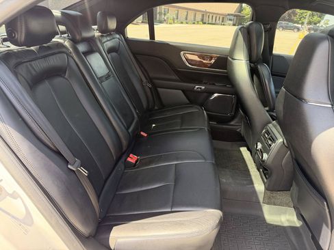 Used 2017 Lincoln Continental Reserve AWD/4WD image 33