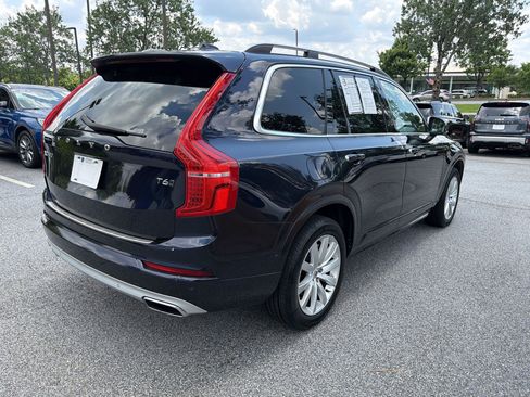 Used 2017 Volvo XC90 T6 Momentum w/ Vision Package AWD/4WD image 9