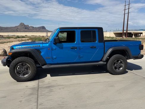 Used 2022 Jeep Gladiator Rubicon w/ LED Lighting Group AWD/4WD image 5
