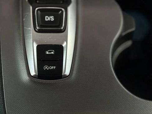 Used 2022 Honda Pilot Sport image 39