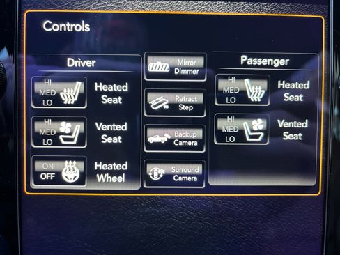 Used 2020 RAM 1500 Limited image 11